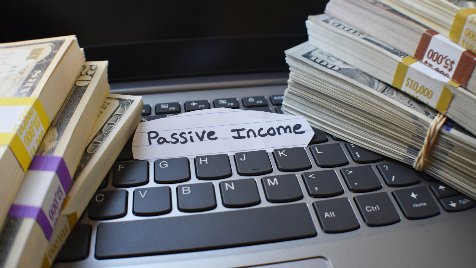 ลงทุนแบบ Passive Income สร้างรายได้สม่ำเสมอโดยไม่ต้องทำงานประจำ